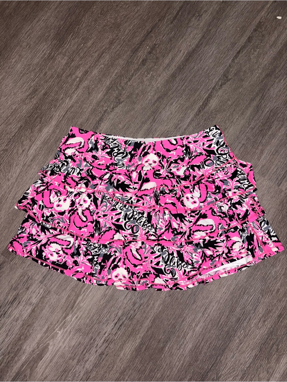 Lilly Pulitzer Tiered Athletic Skirt Skort Hanging with my Boo Sz small